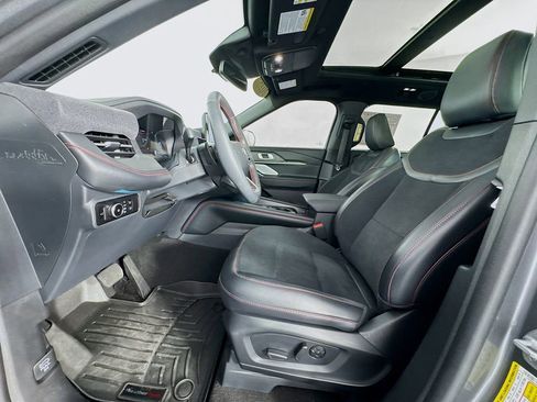 Used 2025 Ford Explorer ST w/ Sun And Sound Package image 15