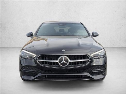 Used 2025 Mercedes-Benz C 300 4MATIC Sedan image 2