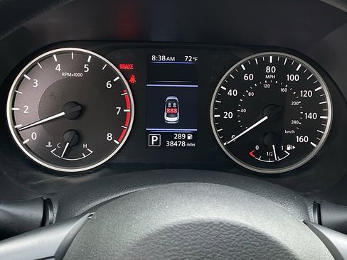 Used 2025 Nissan Sentra S image 21