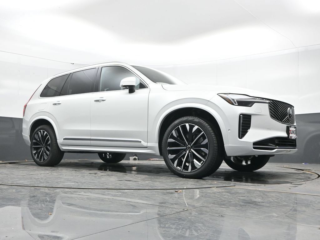 New 2026 Volvo XC90 B6 Plus w/ Protection Package AWD/4WD image 37