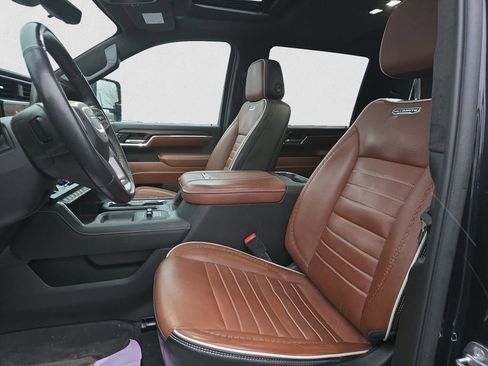 Used 2024 GMC Sierra 3500 Denali Ultimate image 10