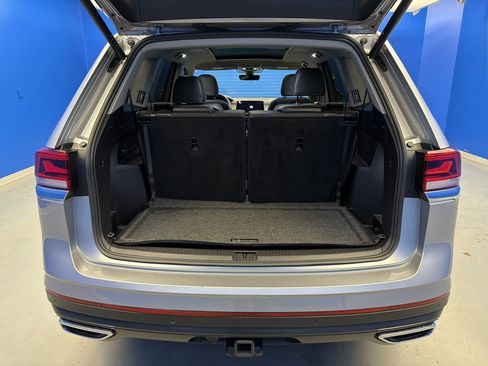 Used 2024 Volkswagen Atlas SEL image 30