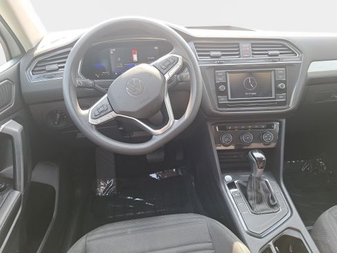 Used 2023 Volkswagen Tiguan S FWD image 15