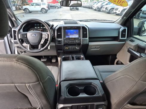 Used 2020 Ford F150 XLT w/ Equipment Group 301A Mid RWD image 18