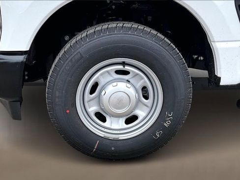 New 2026 Ford F250 XL image 10