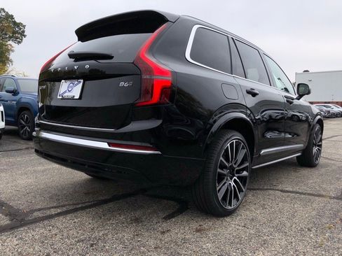 New 2026 Volvo XC90 B6 Plus w/ Protection Package Premier image 6