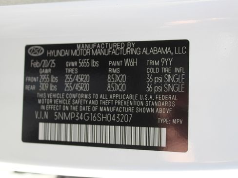 Used 2025 Hyundai Santa Fe Limited image 39