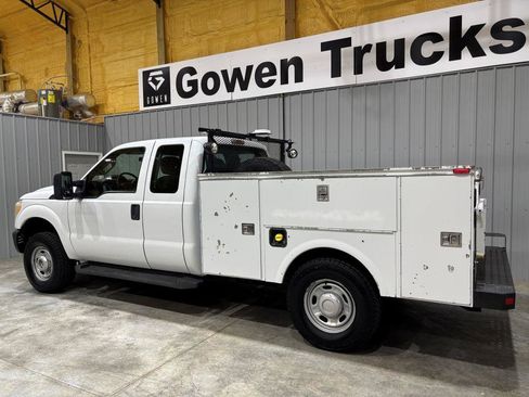 Used 2011 Ford F250 XL AWD/4WD image 5