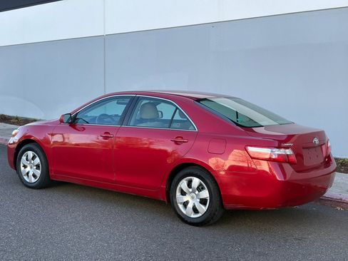 Used 2009 Toyota Camry LE image 4