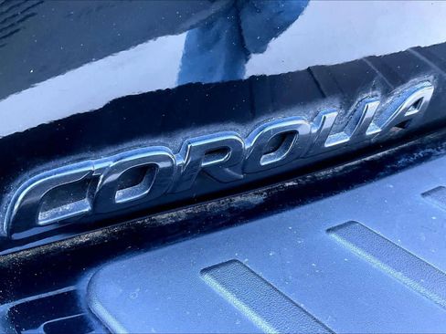 Used 2022 Toyota Corolla XSE FWD image 32