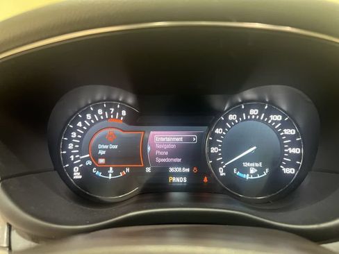 Used 2018 Lincoln MKC Reserve FWD image 11