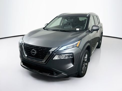 Used 2023 Nissan Rogue SL AWD/4WD image 3