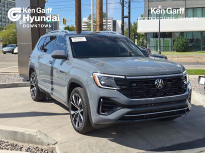 Used 2025 Volkswagen Atlas SEL Premium R-Line