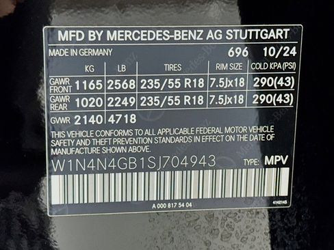 Certified 2025 Mercedes-Benz GLA 250 image 24