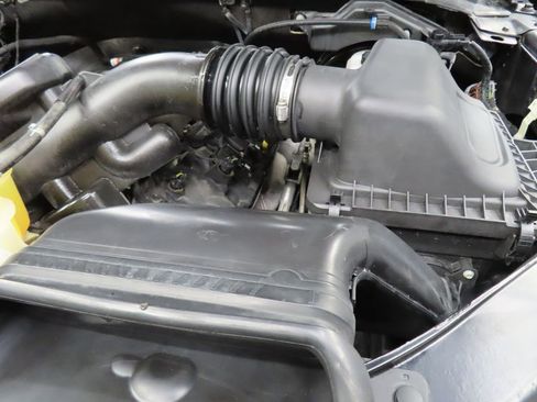 Used 2020 Ford F150 XLT image 23