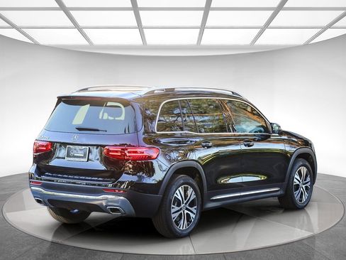 Used 2026 Mercedes-Benz GLB 250 GLB 250 image 4