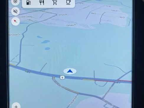 Certified 2025 Volvo V60 B5 Cross Country Plus image 21