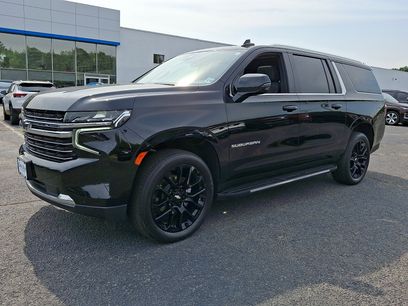 Used 2024 Chevrolet Suburban LT w/ Luxury Package