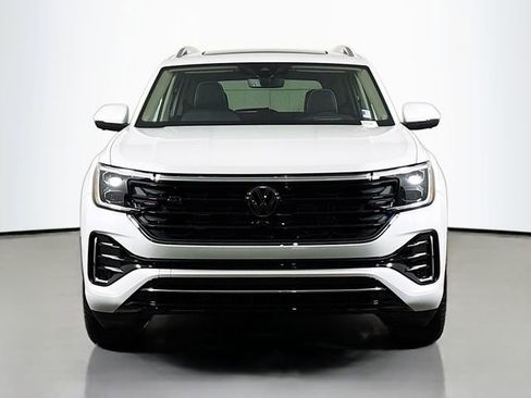 New 2026 Volkswagen Atlas SEL Premium R-Line image 2