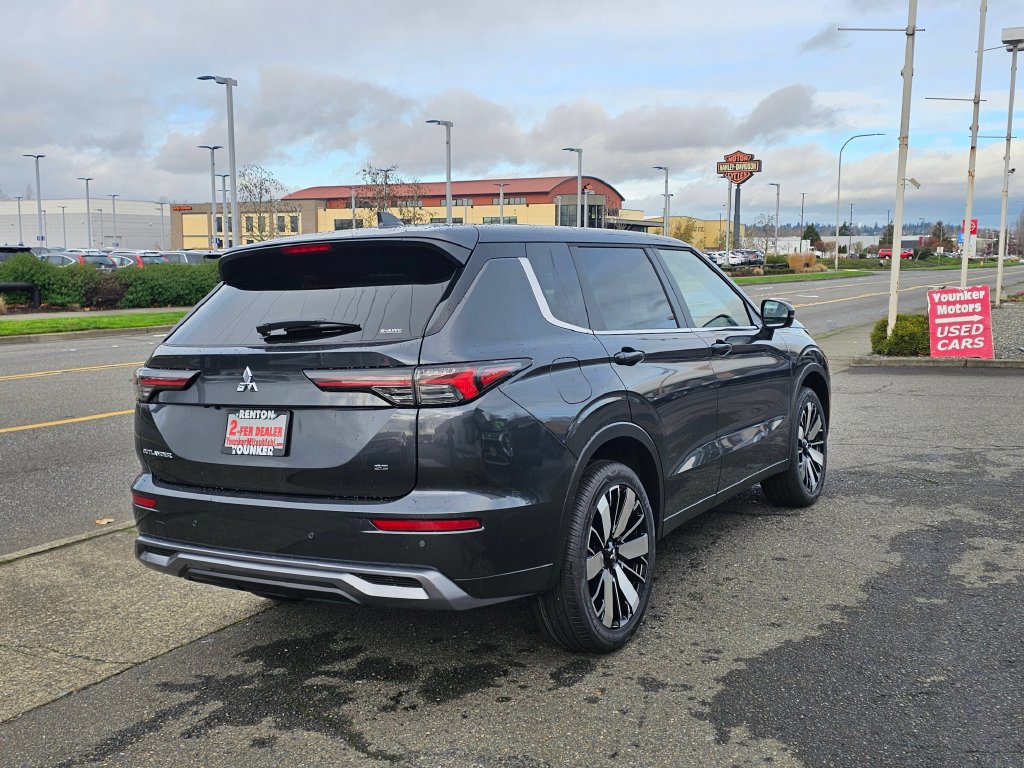 New 2026 Mitsubishi Outlander SE AWD/4WD image 5