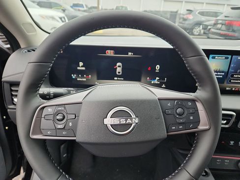 New 2026 Nissan Sentra SV image 9