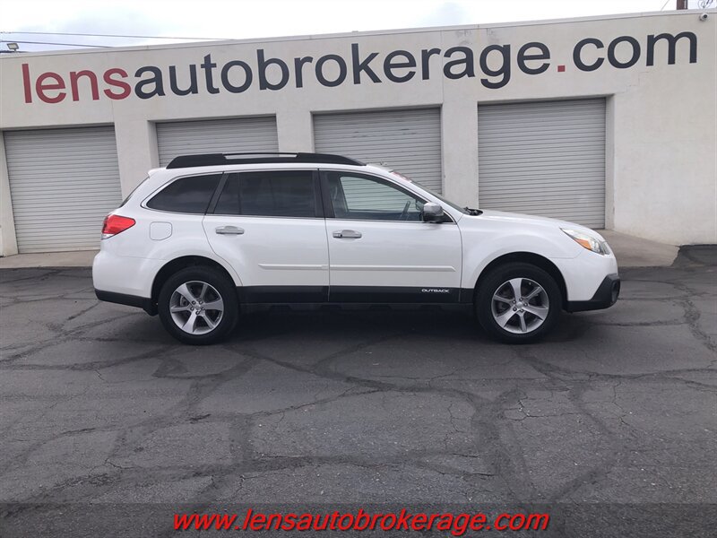 Used 2013 Subaru Outback 2.5i Limited AWD/4WD image 1