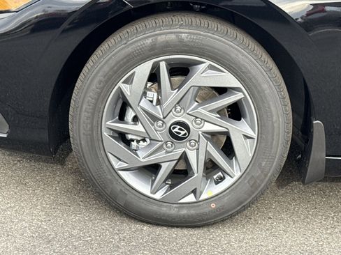 New 2026 Hyundai Elantra Blue image 12