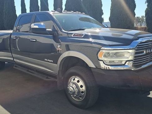 Used 2022 RAM 3500 Laramie AWD/4WD image 4