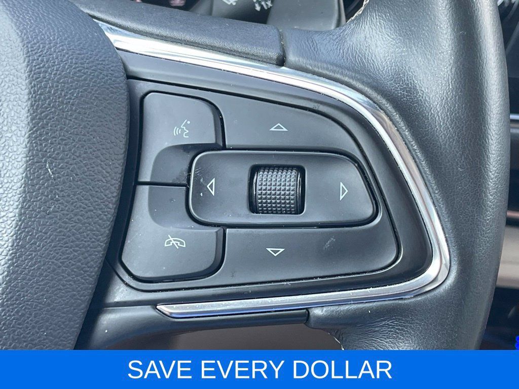 Used 2023 Buick Envision Avenir FWD image 19
