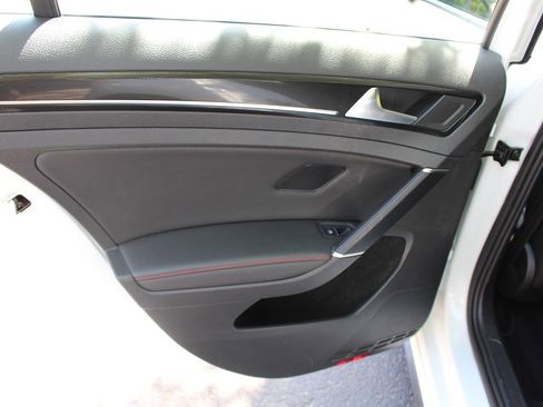 Used 2015 Volkswagen GTI Autobahn image 14