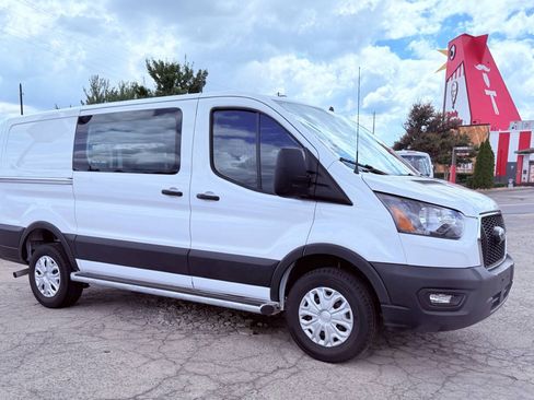 Used 2025 Ford Transit 250 Low Roof w/ Exterior Upgrade Package RWD image 2
