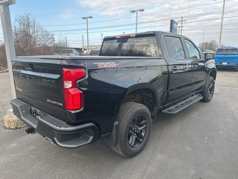 Used 2020 Chevrolet Silverado 1500 Custom Trail Boss w/ Custom Convenience Package image 9