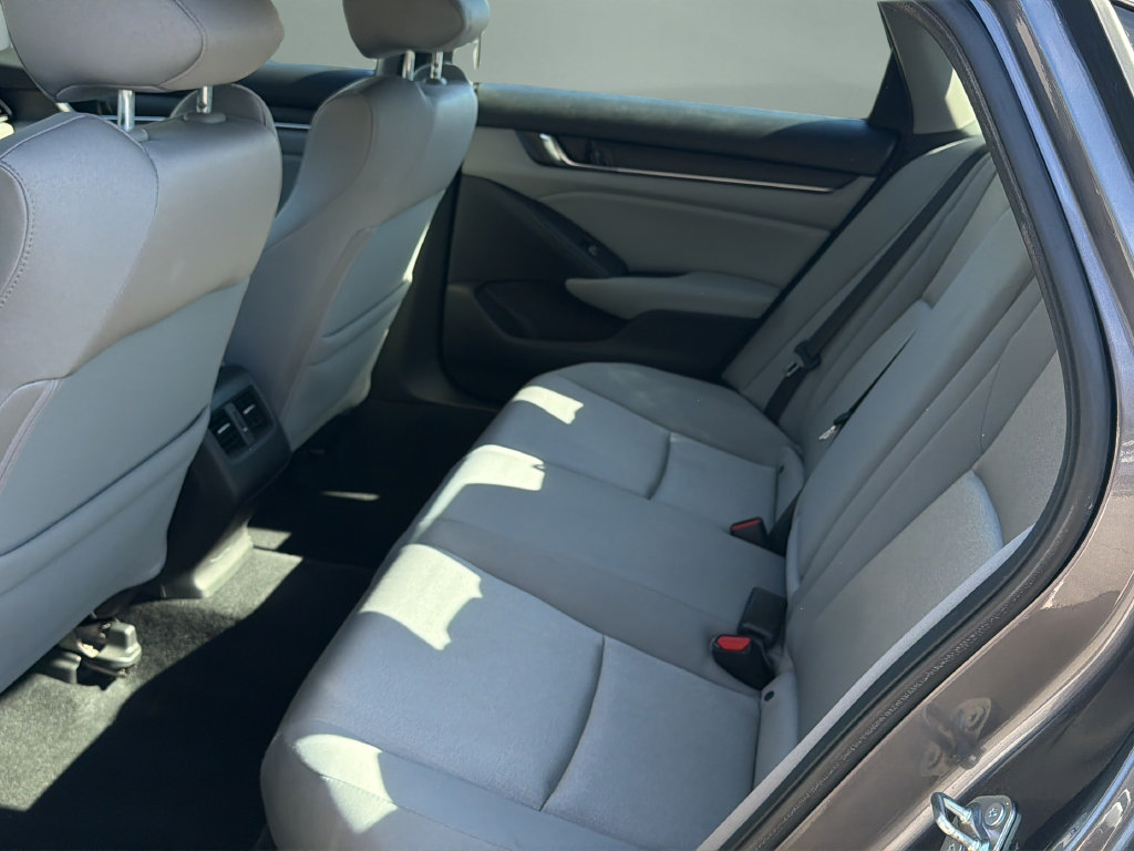 Used 2020 Honda Accord EX image 19
