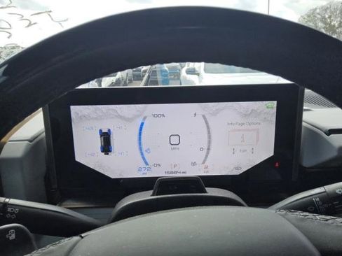 Used 2024 GMC Hummer EV 2X w/ LPO, Illumination Package image 10