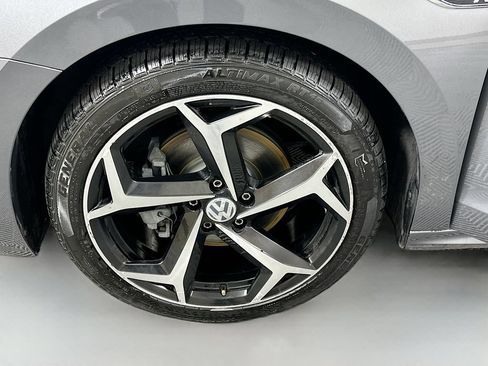 Used 2020 Volkswagen Passat 2.0T R-Line FWD image 31
