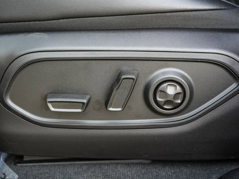 New 2026 Jeep Grand Cherokee Altitude image 21