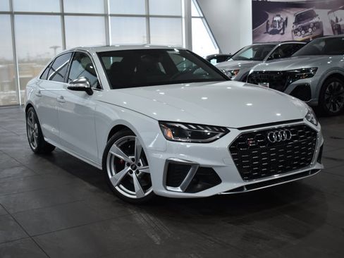 Used 2022 Audi S4 Premium Plus w/ Premium Plus Package image 45