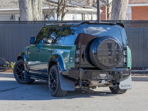 Used 2024 Land Rover Defender 110 V8 image 29