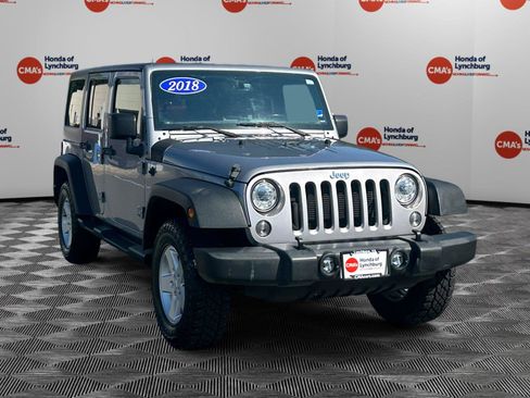 Used 2018 Jeep Wrangler Unlimited Sport S AWD/4WD image 7