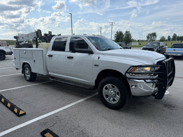 Used 2018 RAM 3500 Tradesman w/ Chrome Appearance Group AWD/4WD image 4