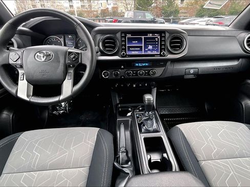 Used 2023 Toyota Tacoma TRD Off-Road image 13