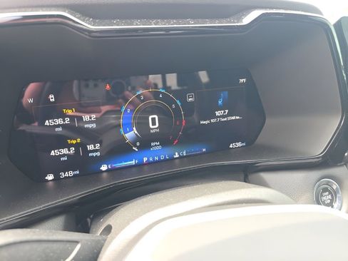 Used 2024 Chevrolet Colorado LT w/ LT Convenience Package image 6