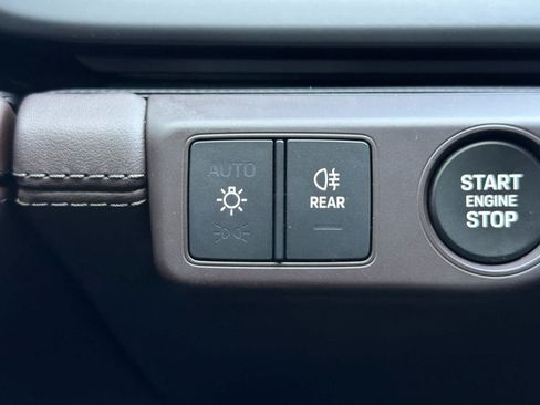 Certified 2026 Porsche Panamera GTS AWD/4WD image 31
