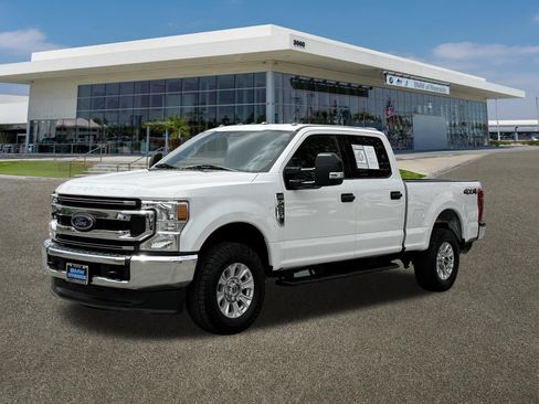 Used 2021 Ford F250 XLT AWD/4WD image 4