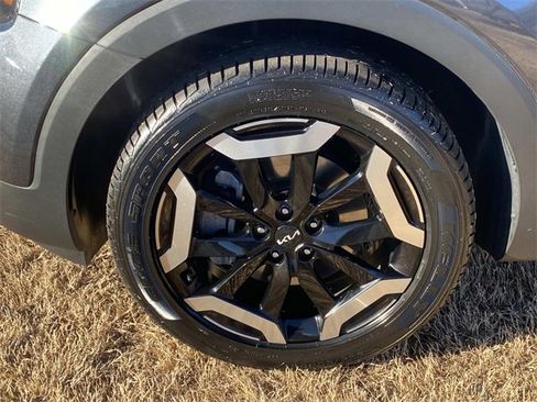 Used 2024 Kia Telluride S w/ S Sunroof Package image 12