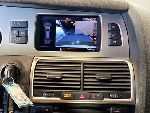 Used 2015 Audi Q7 3.0T S line Prestige w/ 21" S Line Plus Package image 14