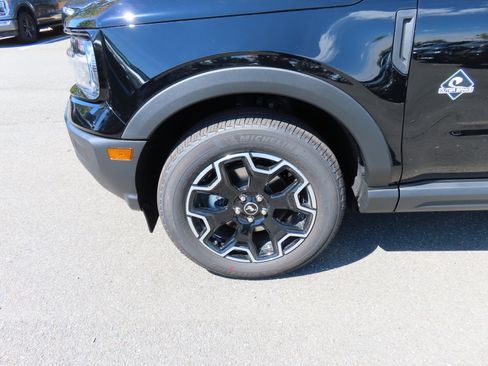 New 2025 Ford Bronco Sport Outer Banks image 7