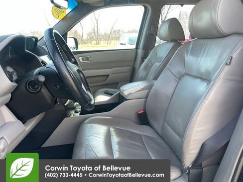 Used 2011 Honda Pilot Touring image 16