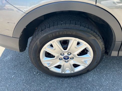 Used 2013 Ford Escape S FWD image 22