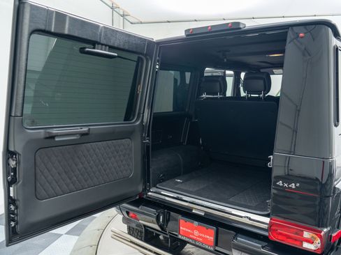 Used 2018 Mercedes-Benz G 550 Squared image 38